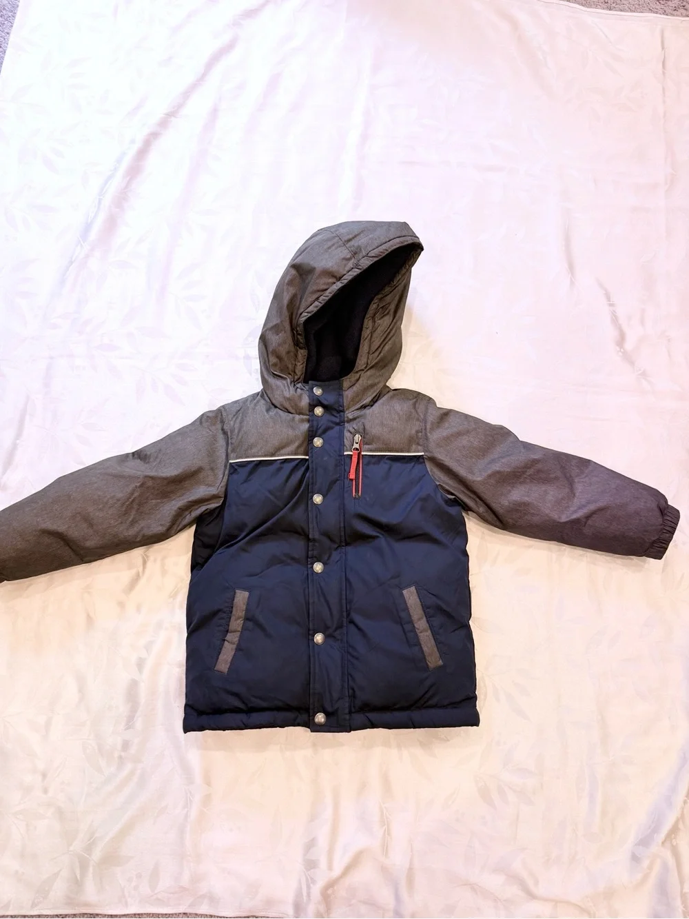GAP Kids Hooded Puffer Jacket in Navy and Gray
